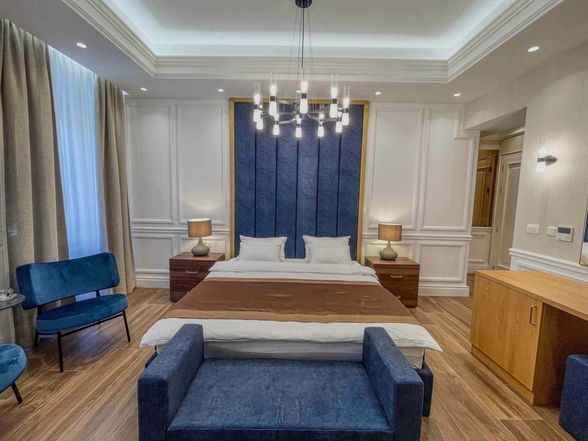 Hive Luxury Suites By Mn Property Kotor Kültér fotó
